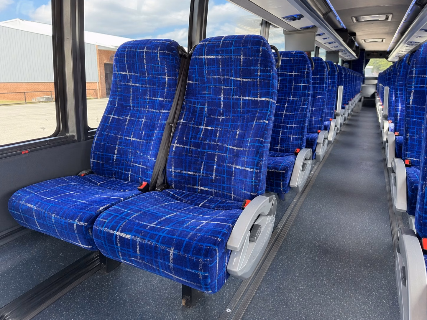 shuttle buses for hotel to venue runs on your aurora wedding day